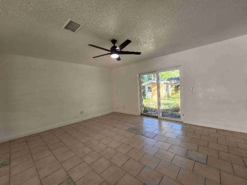 6407 2nd Avenue Northeast - Photo 2 of 11