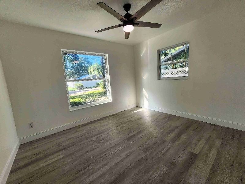 6407 2nd Avenue Northeast - Photo 5 of 11