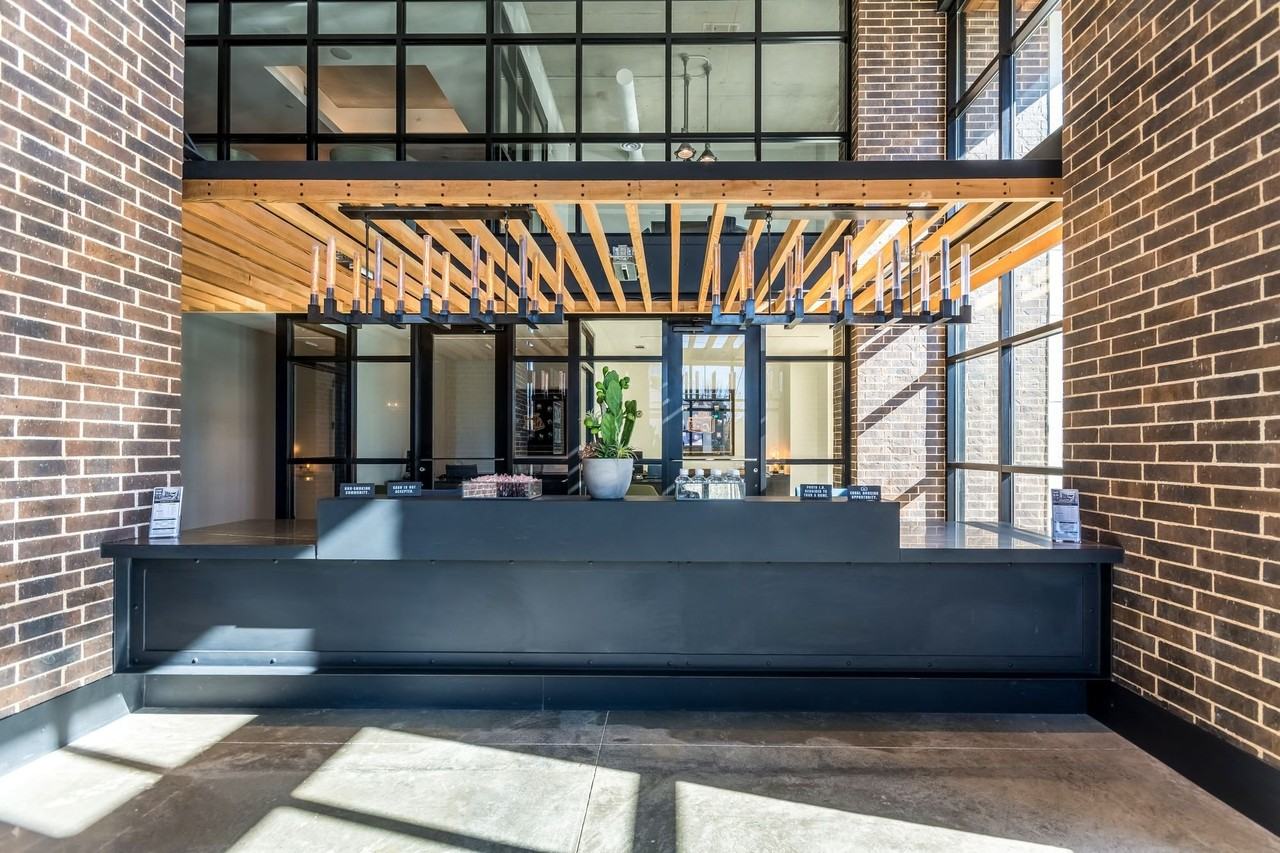 The Case Building - Photo 4 of 50