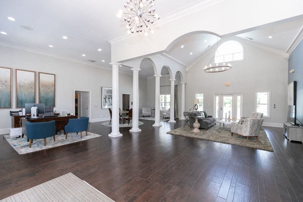 Villas at Hampton - Photo 3 of 39