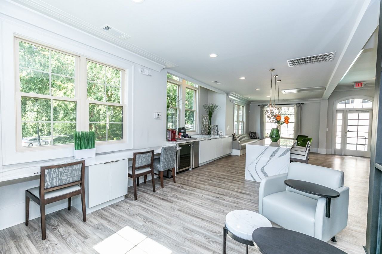 1401 West Paces - Photo 5 of 84