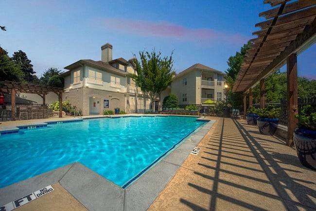 Aven Chastain - Photo 7 of 24