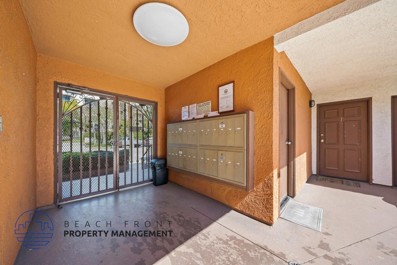 212 W. Regent St. - Photo 3 of 25