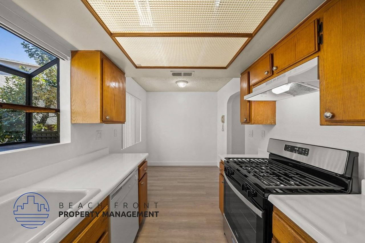 212 W. Regent St. - Photo 7 of 25