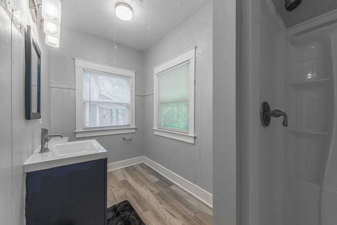 Flora Ave - Photo 2 of 8