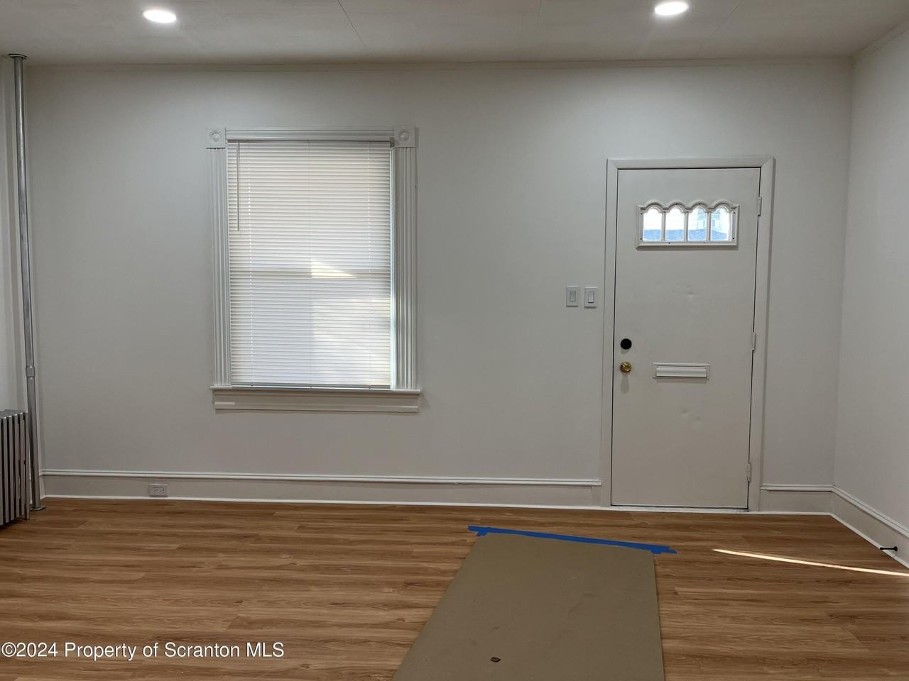 536 Morgan St - Photo 2 of 16