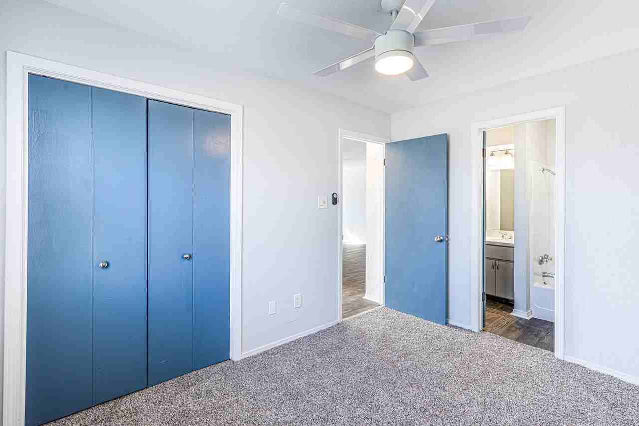 4005 Nw Ozmun Ave #4005B1 - Photo 6 of 17