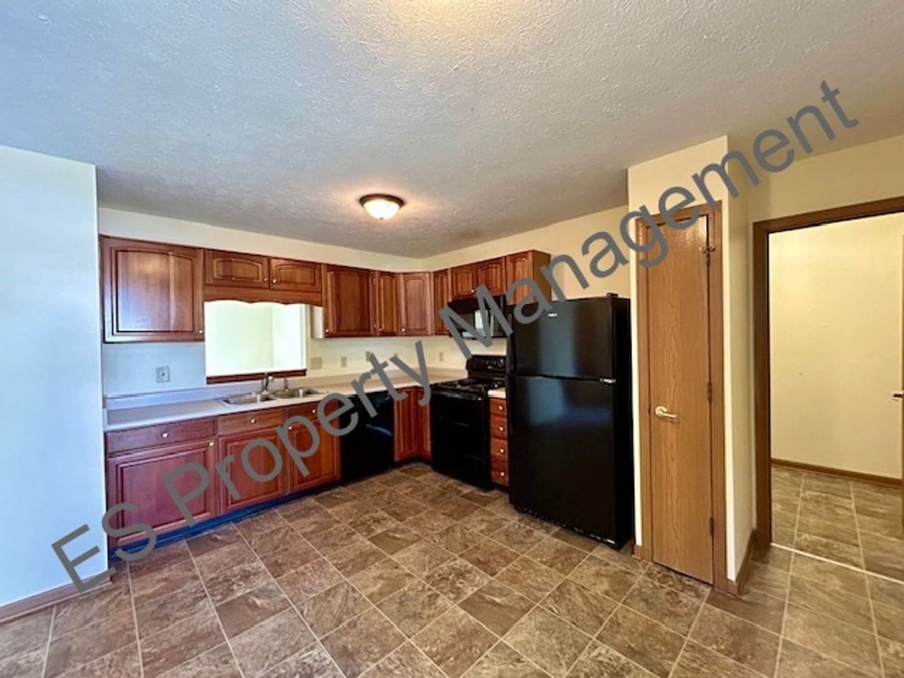 11133 Autumn Creek Ct - Photo 5 of 26