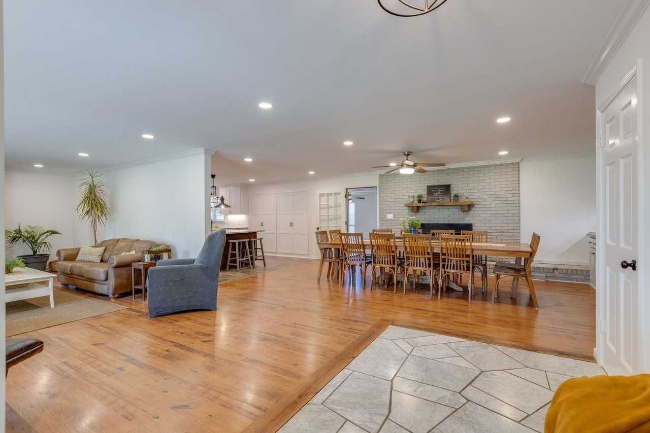 2285 Nashville Hwy - Photo 6 of 32