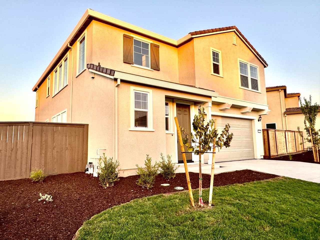 243 Dock Cir - Photo 2 of 47