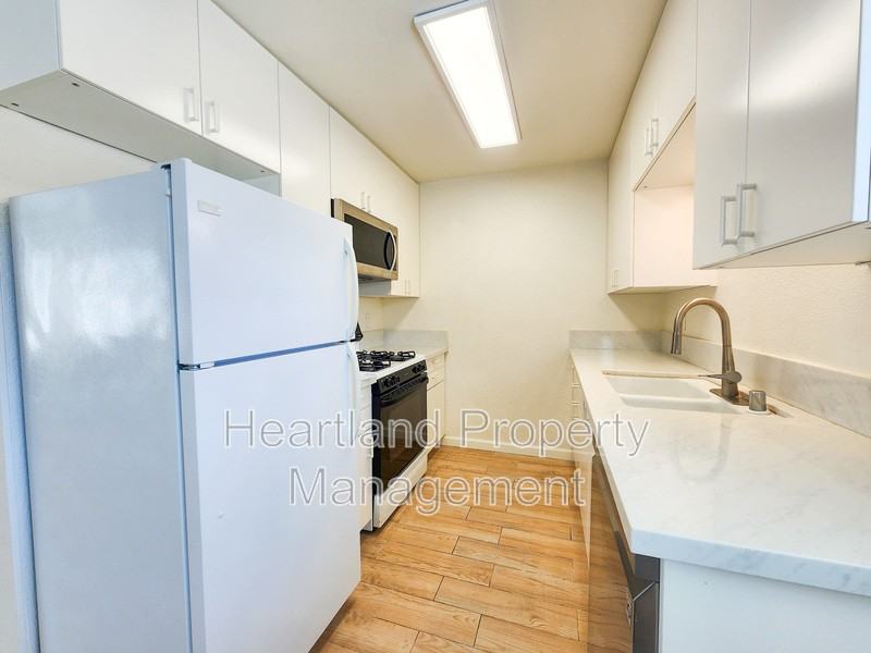 4362 Louisiana St #1 - Photo 4 of 8