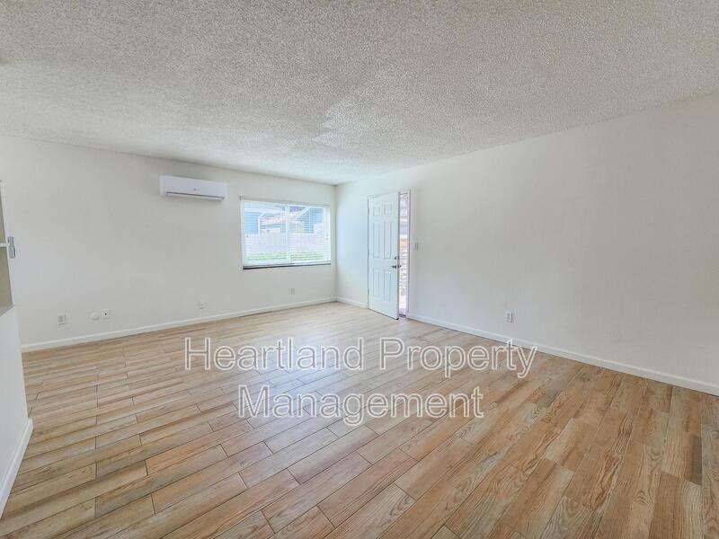 4362 Louisiana St #1 - Photo 5 of 8