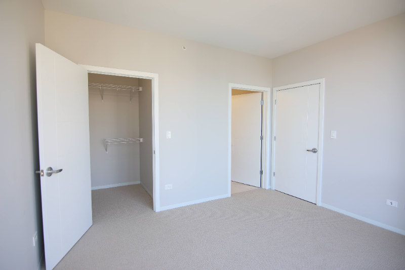 836 W Jackson Blvd #2004 - Photo 7 of 17