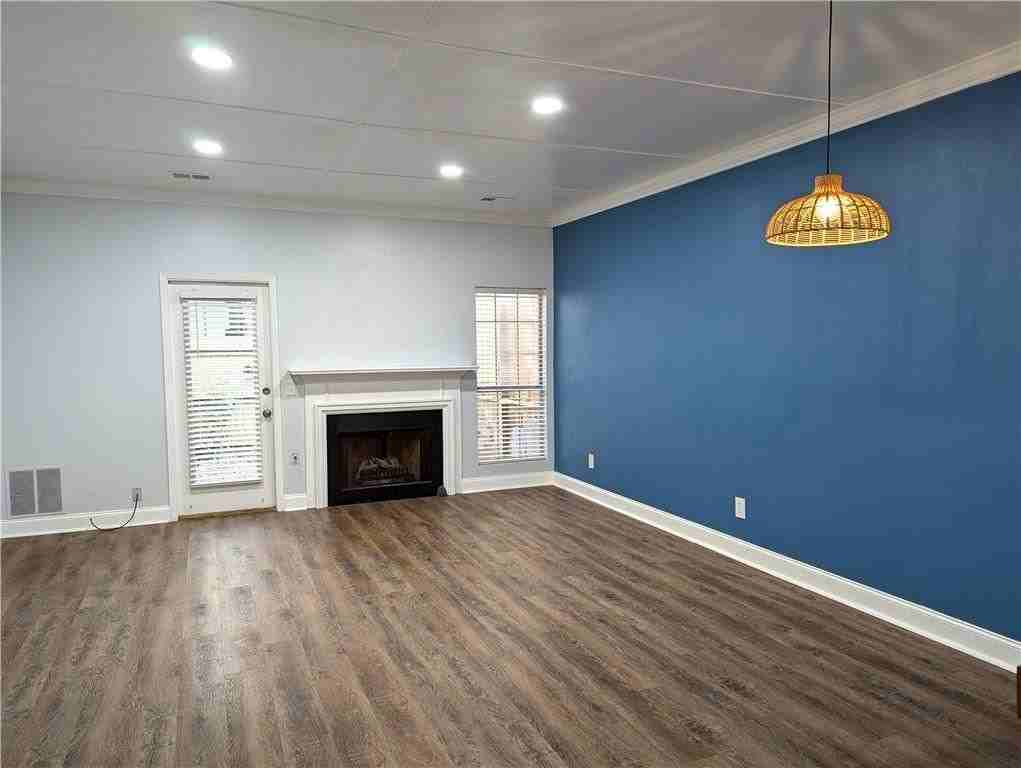 906 Wedgewood Way - Photo 2 of 20