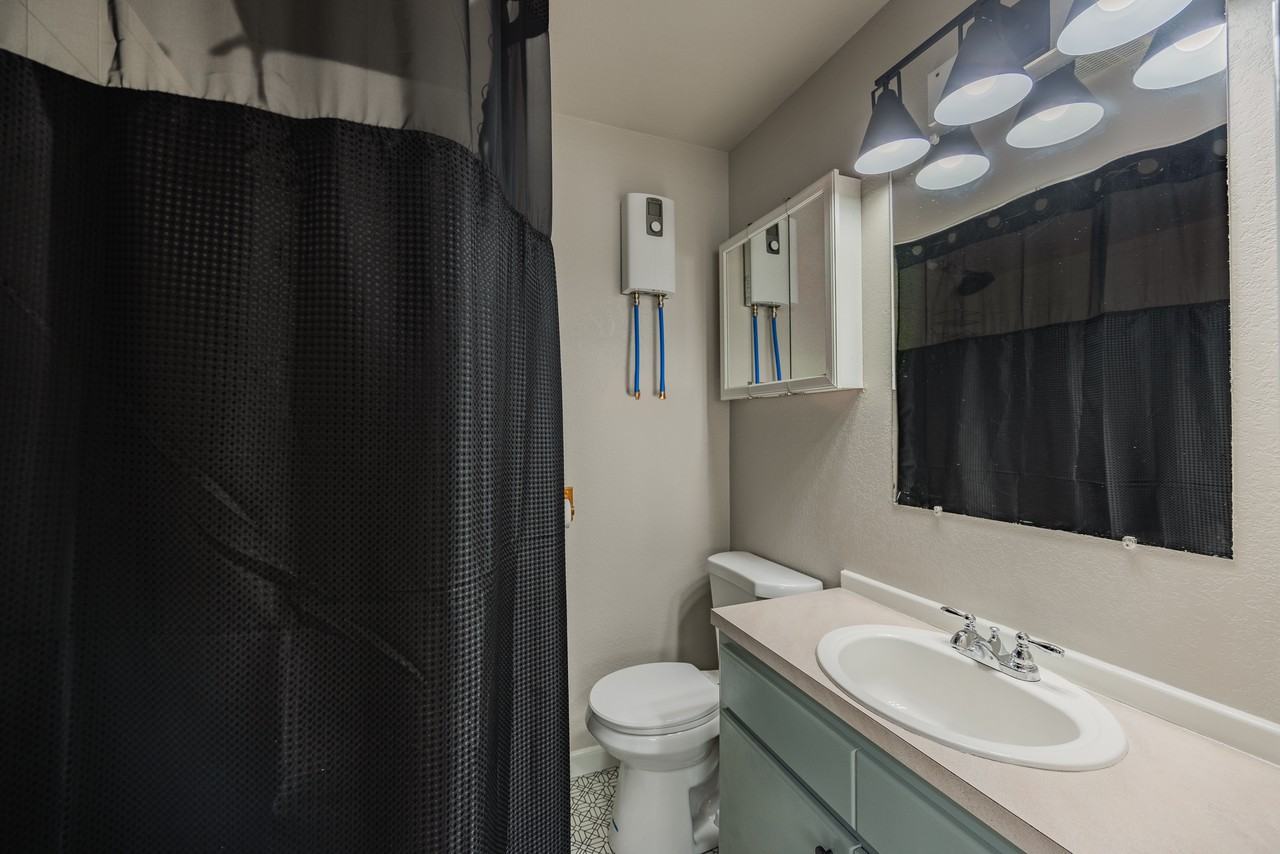 540 Cedar Ave - Photo 3 of 8