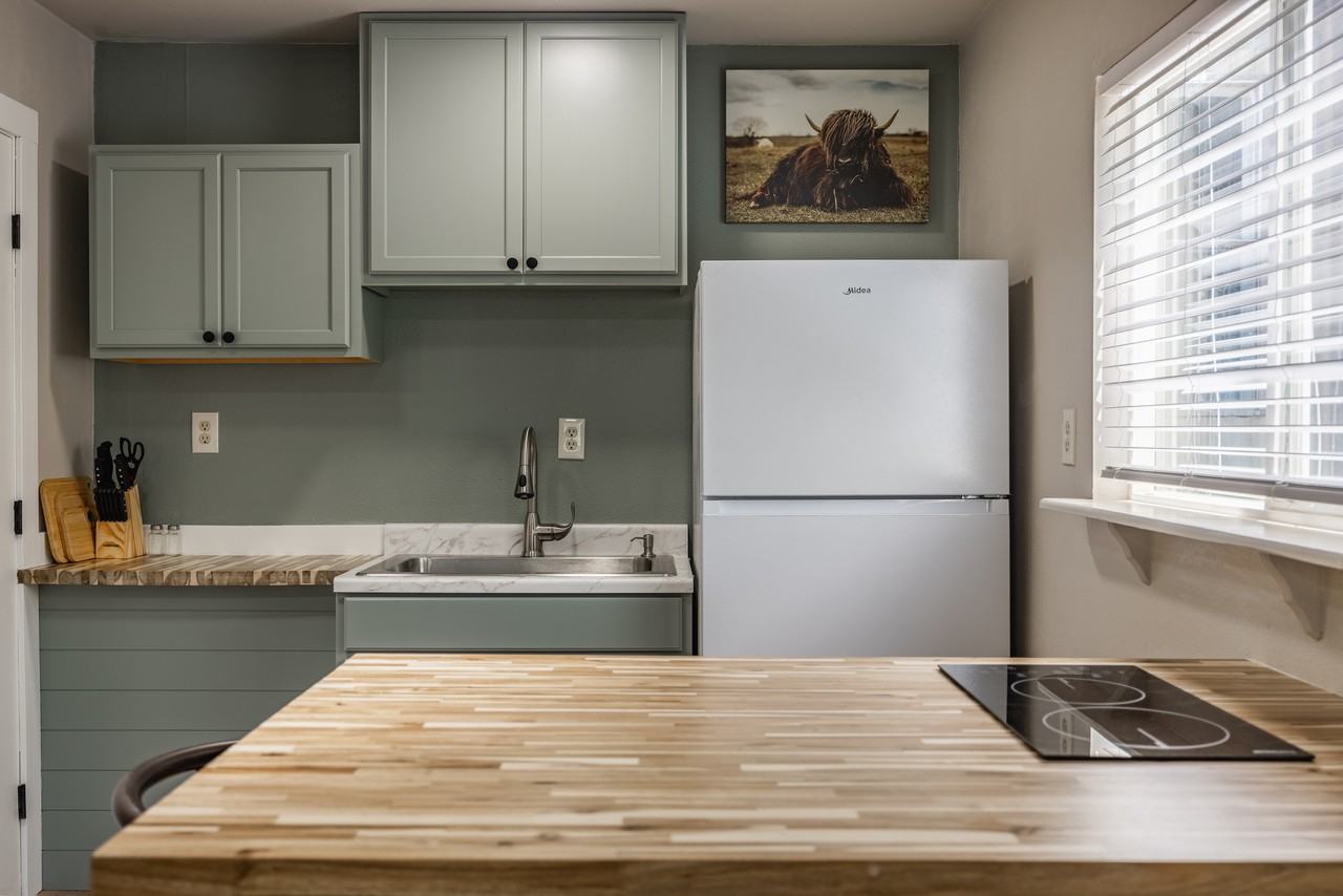 540 Cedar Ave - Photo 5 of 8