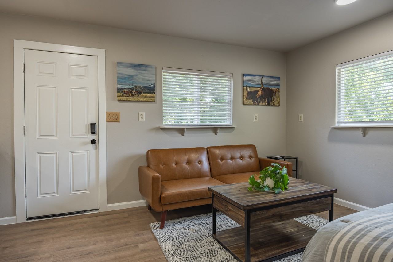 540 Cedar Ave - Photo 7 of 8