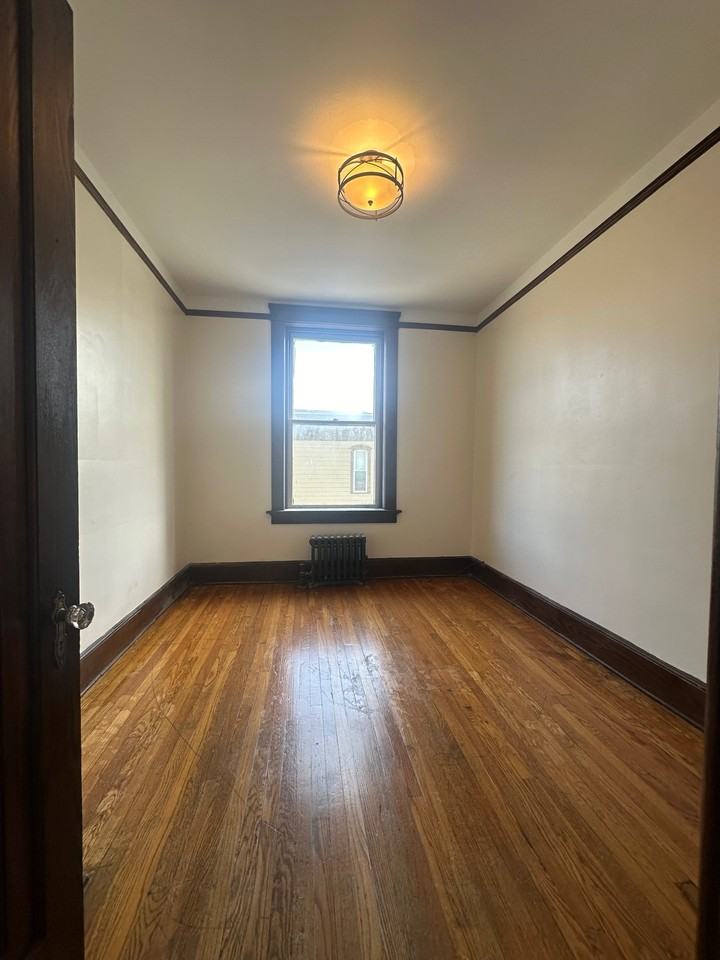 165 W 3rd St #3 - Photo 3 of 8