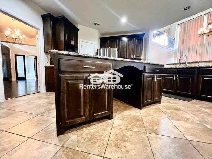 6916 Sea Harbor Dr - Photo 2 of 30