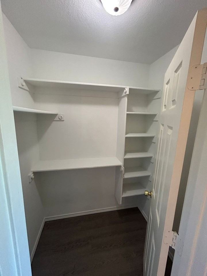 3536 Vilbig Rd - Photo 2 of 15