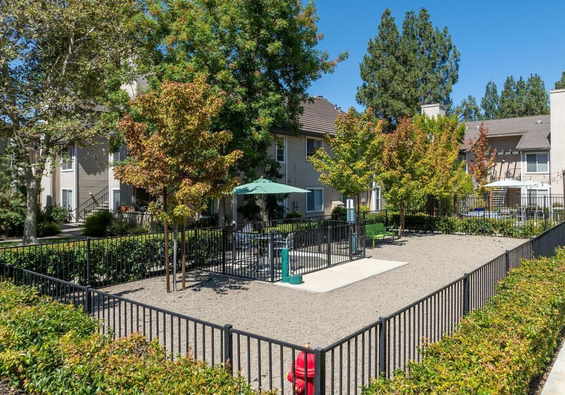 2991 College Ave - Photo 3 of 16