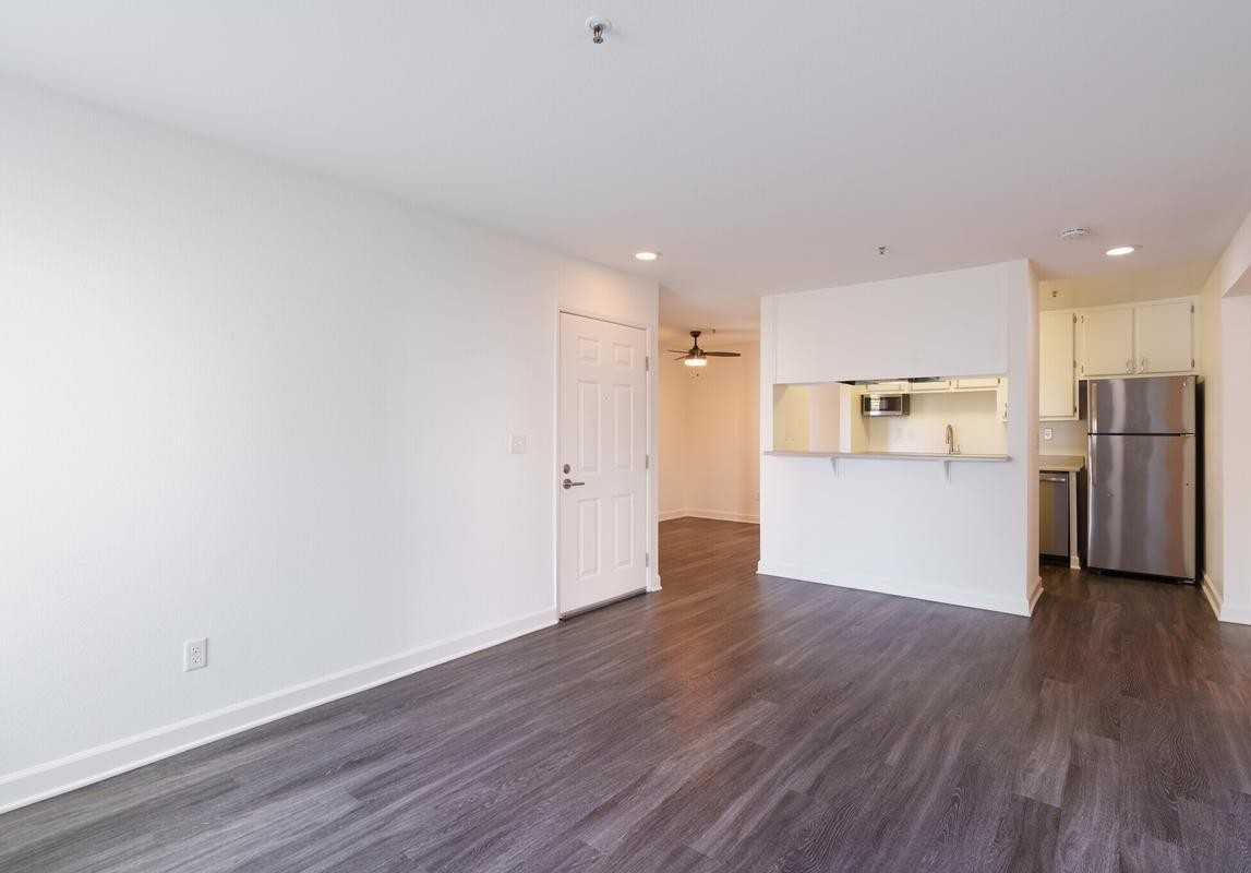 2991 College Ave - Photo 7 of 16