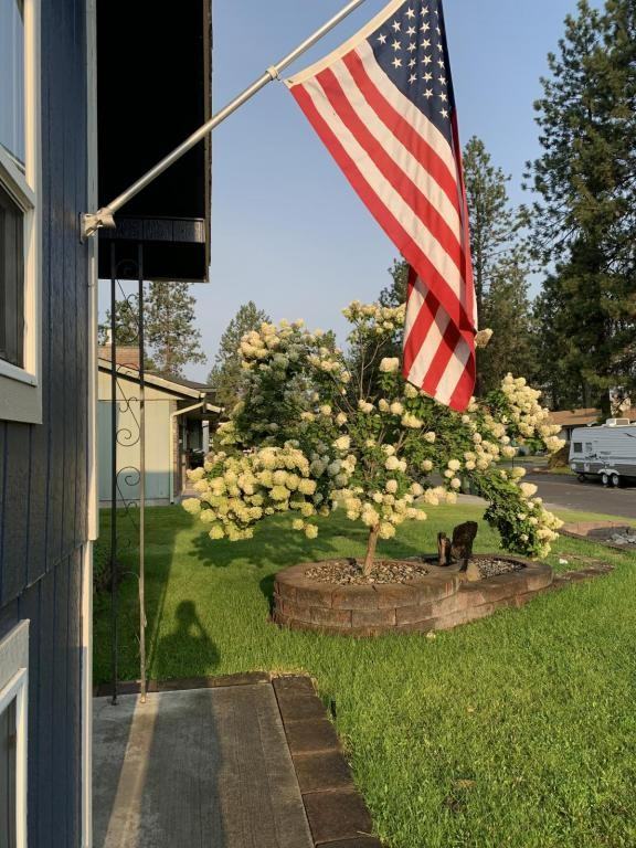 5607 W Houston Ave - Photo 2 of 15