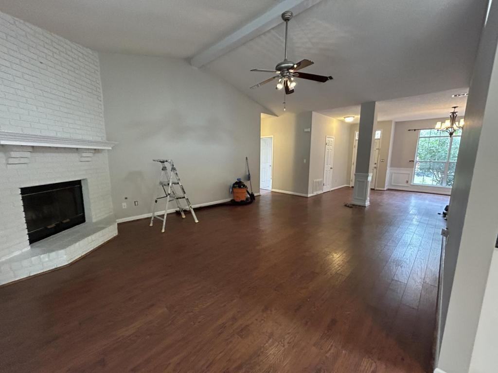 1592 Parkwood Ct W - Photo 5 of 28