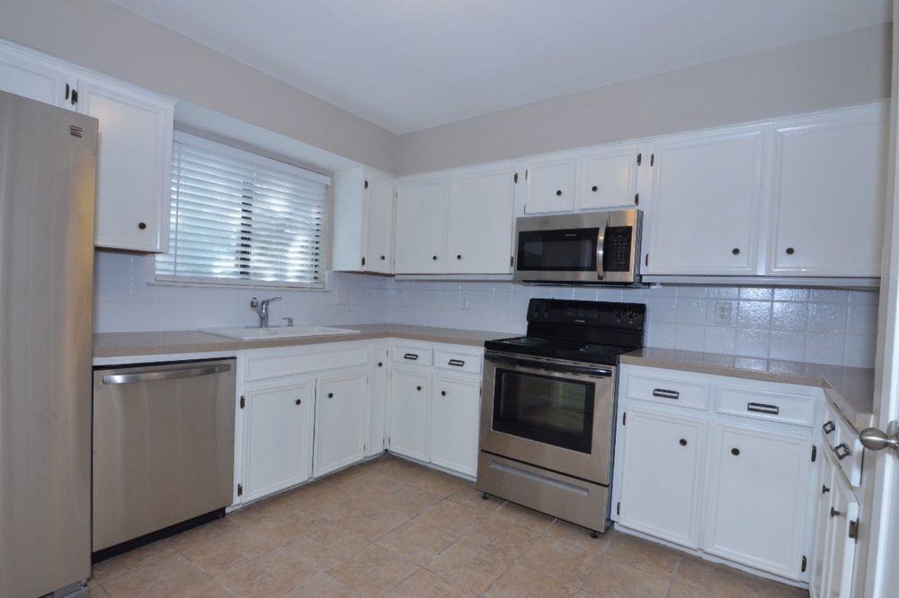 203 County Glen St - Photo 6 of 22