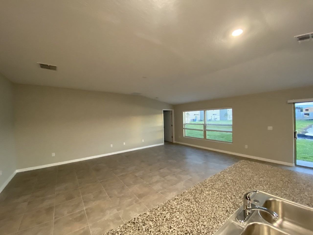 10117 Berryessa Ave - Photo 7 of 37