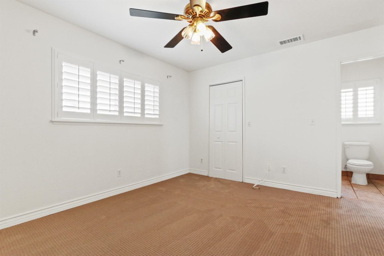 143 13th St - Photo 3 of 10