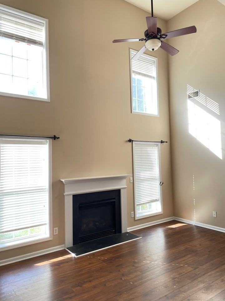 103 Runningdeer Dr - Photo 3 of 17