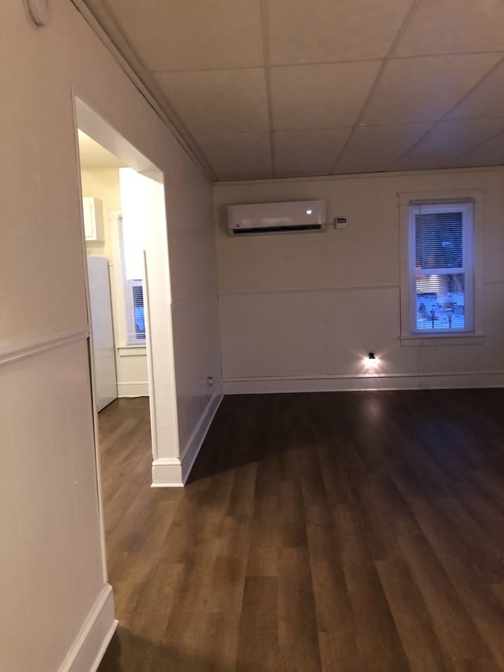 6860 Lincoln Hwy W #B - Photo 3 of 8