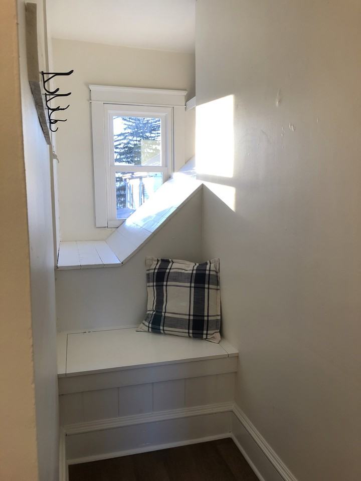 6860 Lincoln Hwy W #B - Photo 7 of 8