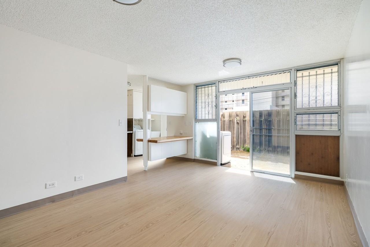 1026 Kalo Pl #102 - Photo 3 of 16