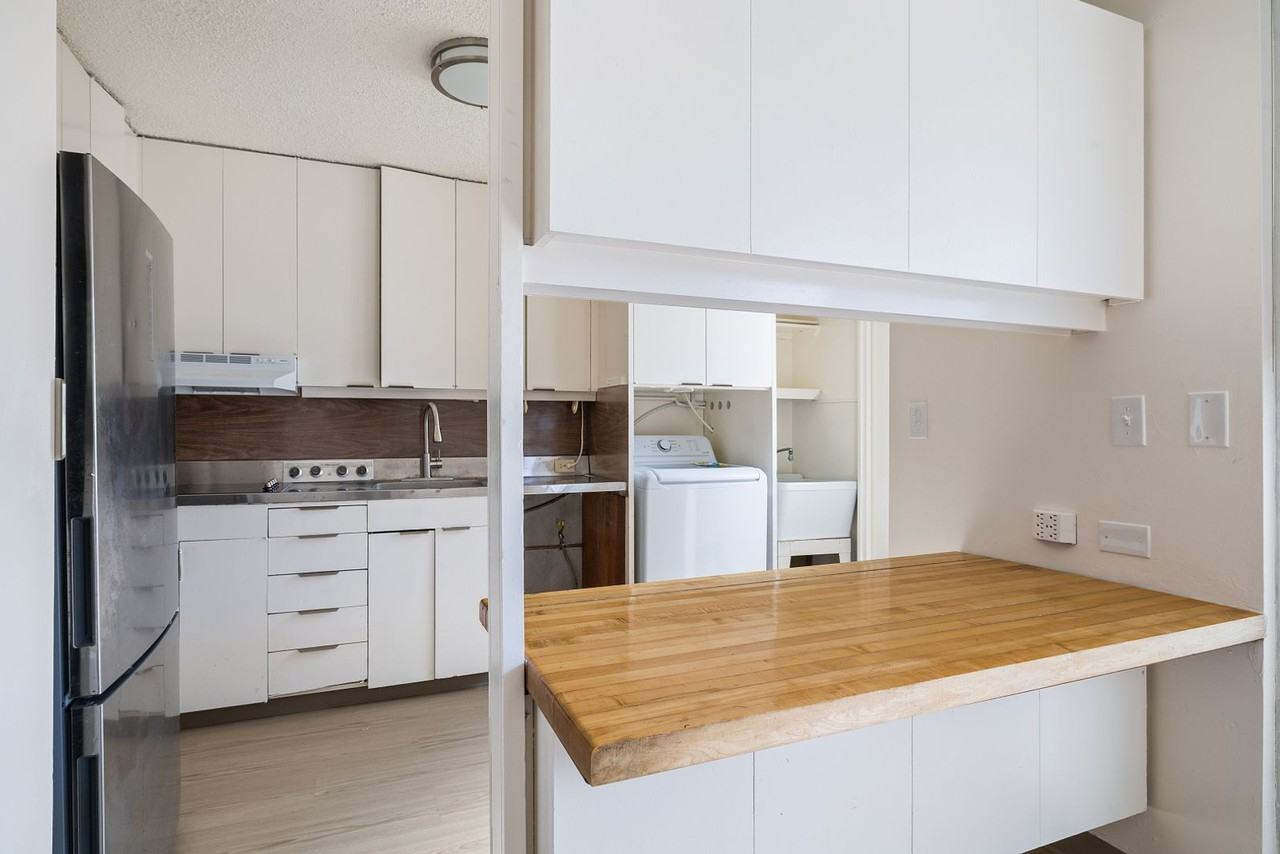 1026 Kalo Pl #102 - Photo 4 of 16