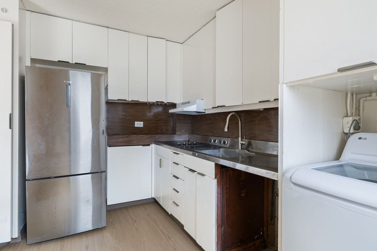 1026 Kalo Pl #102 - Photo 5 of 16