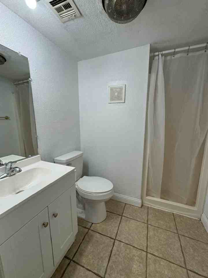 2217 Memphis Drive - Photo 4 of 14