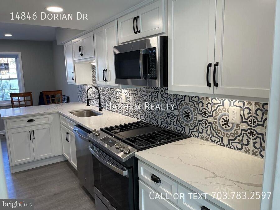 14846 Dorian Dr - Photo 2 of 19