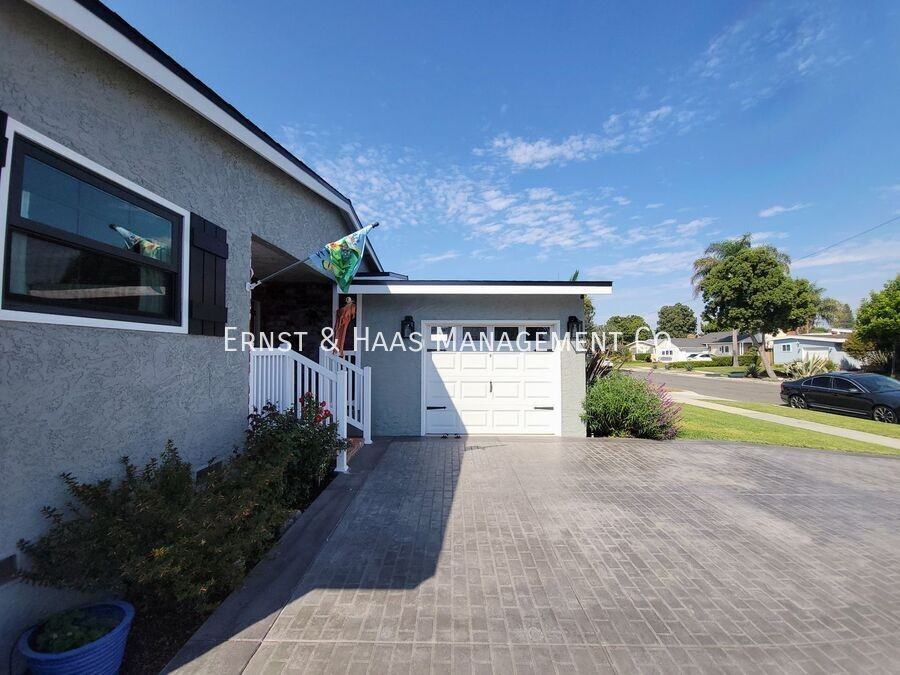 3313 Fanwood Ave - Photo 2 of 25