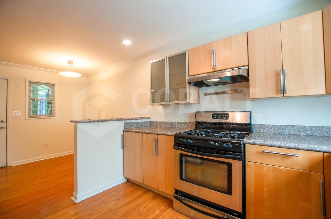 780 Dixie Ave - Photo 2 of 19