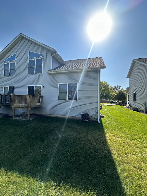 629 E Blair St - Photo 2 of 21