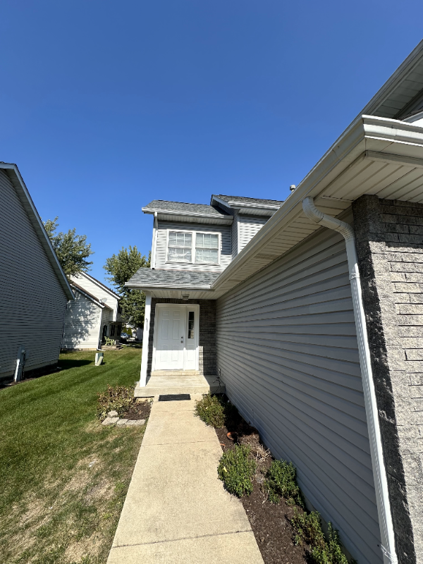 629 E Blair St - Photo 3 of 21