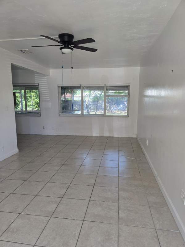 11000 Neavenue #11000 - Photo 2 of 10