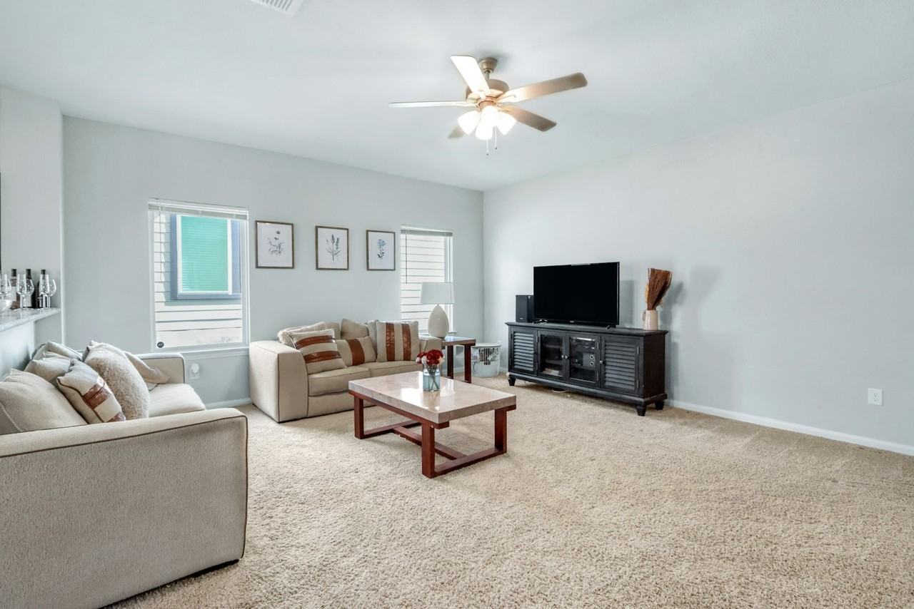 8903 Grey Elm - Photo 5 of 16