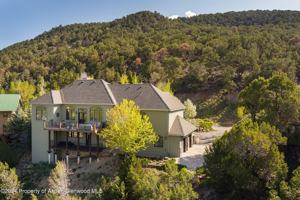 featured image of 587 Hillcrest Dr