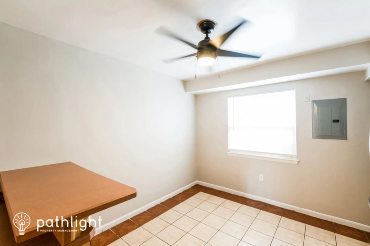 1123 Marcy Ave - Photo 3 of 18