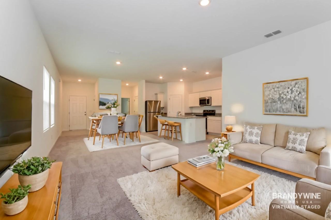 1562 Effra Way - Photo 3 of 22