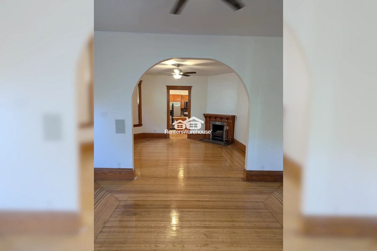 1910 Elliot Ave - Photo 2 of 25