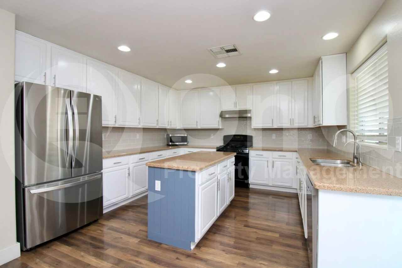 6514 W Yellow Bird Ln - Photo 2 of 23